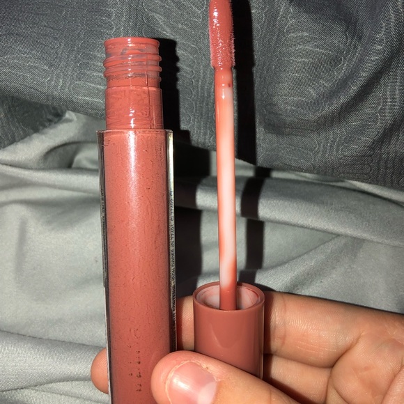 Lipgloss - Picture 3 of 3